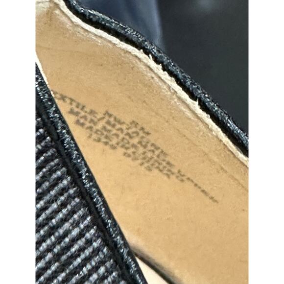 Nine West Black Grey Heel Pumps Button Detail Striped Womens Size 8 - Picture 11 of 11